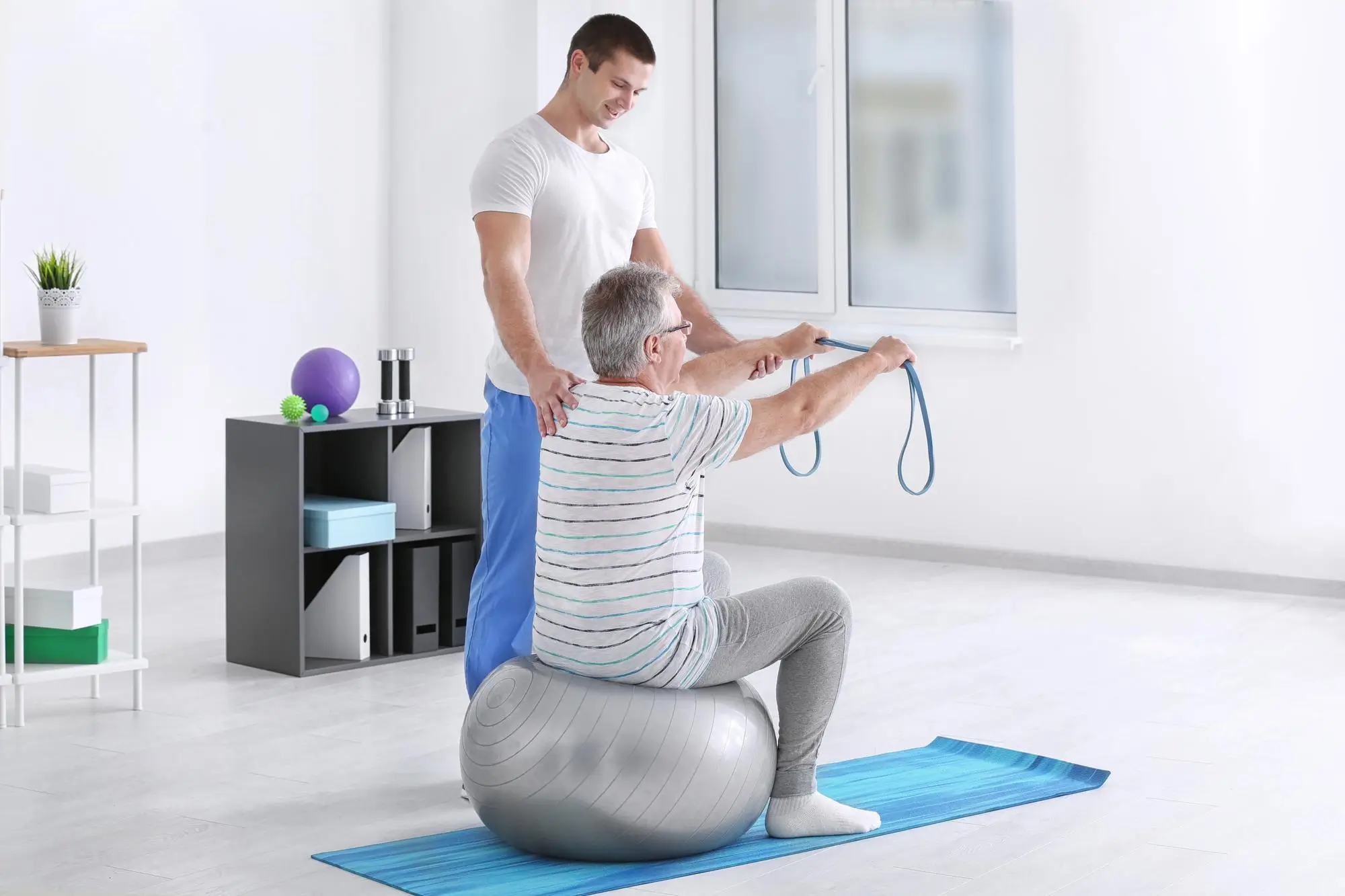 professional at-home physiotherapy services in Dubai
