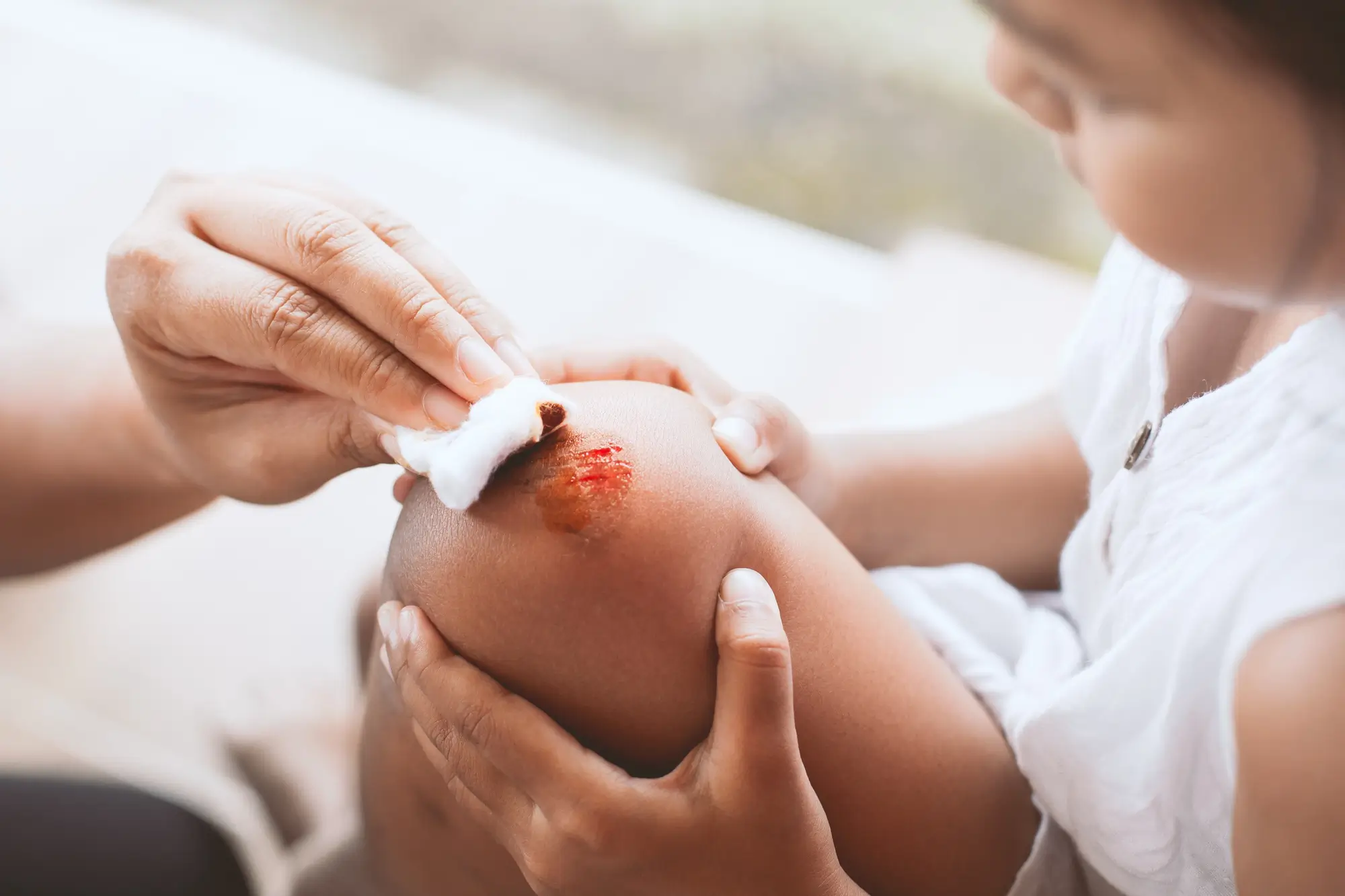 Reduce Infection Risk With At-Home Wound Care Dressing